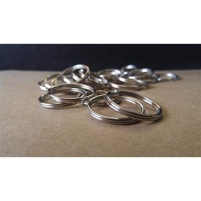 SPID-9240 pile of extra large split key rings