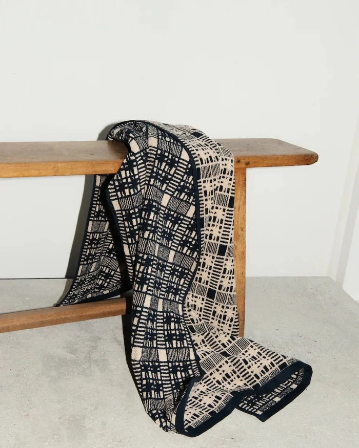 Alma Bath Towel - Lone Fox