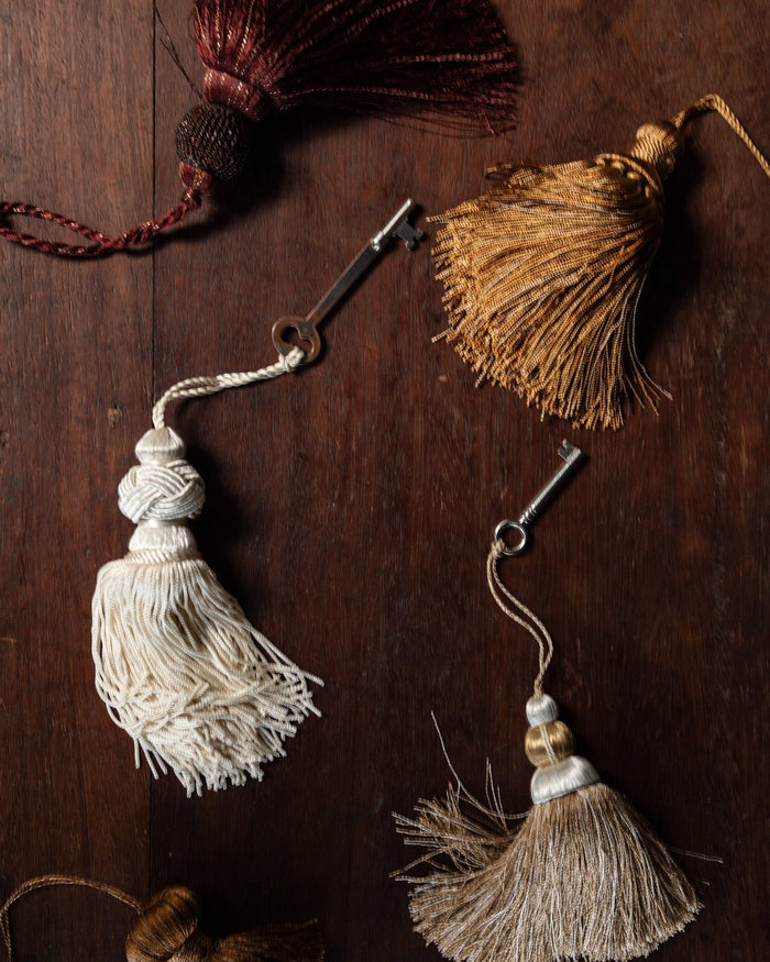 Black Decorative Tassel - Lone Fox