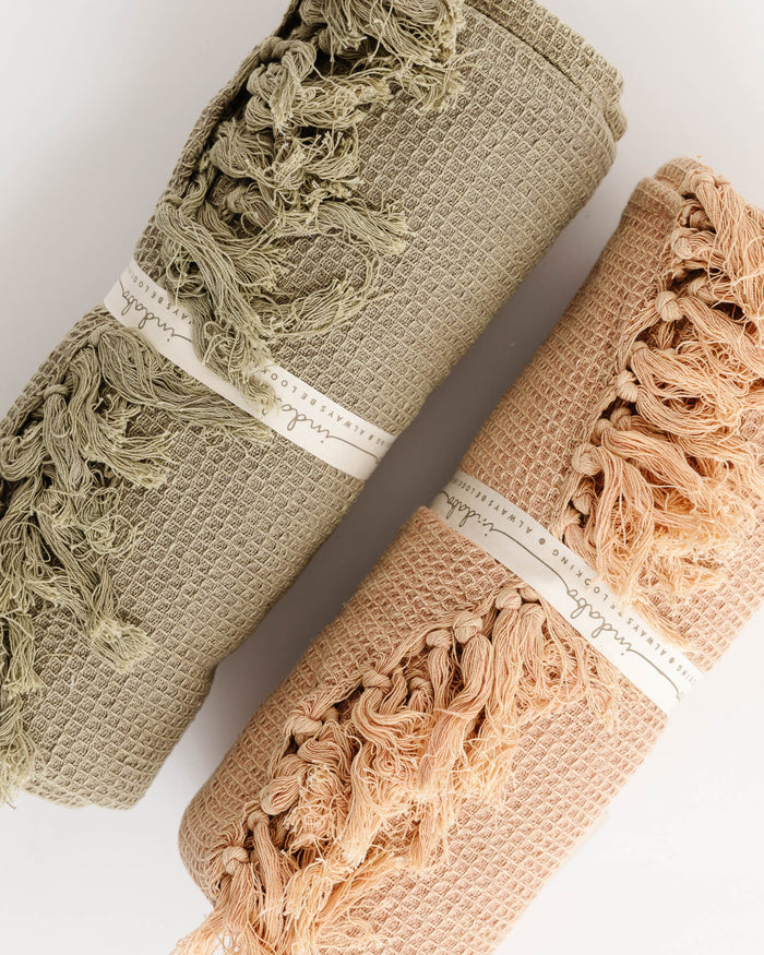 Cotton Woven Waffle Throw - Lone Fox