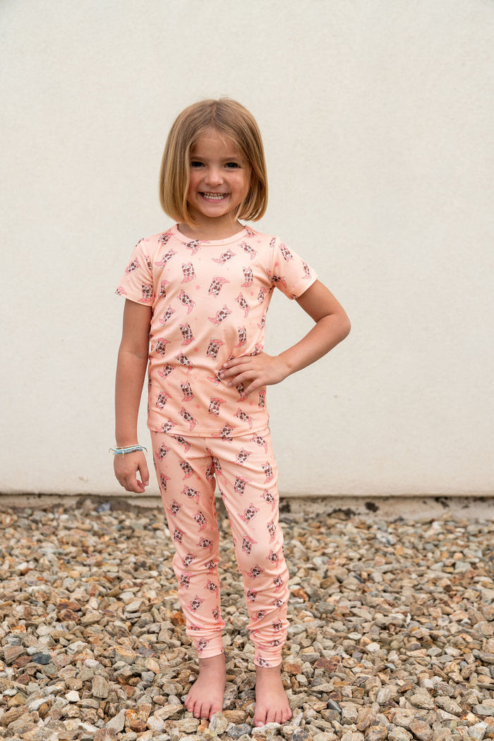 COWGIRL BOOTS | SHORT SLEEVE