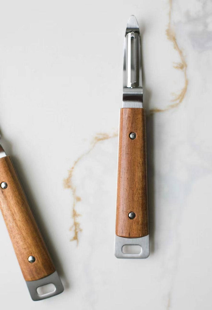Heirloom Wooden Handled Peeler - Lone Fox