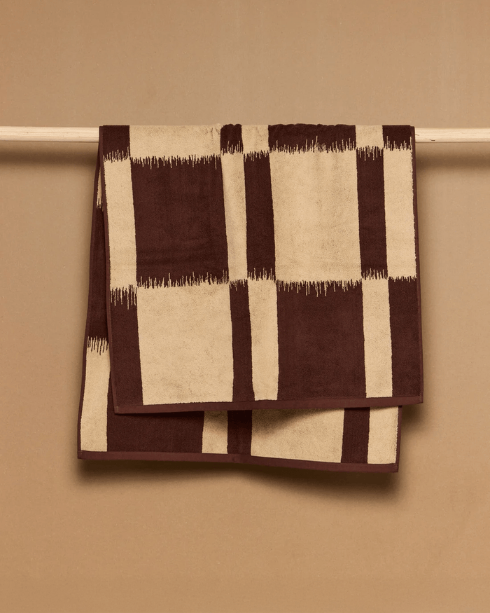 Karin Bath Towel - Lone Fox