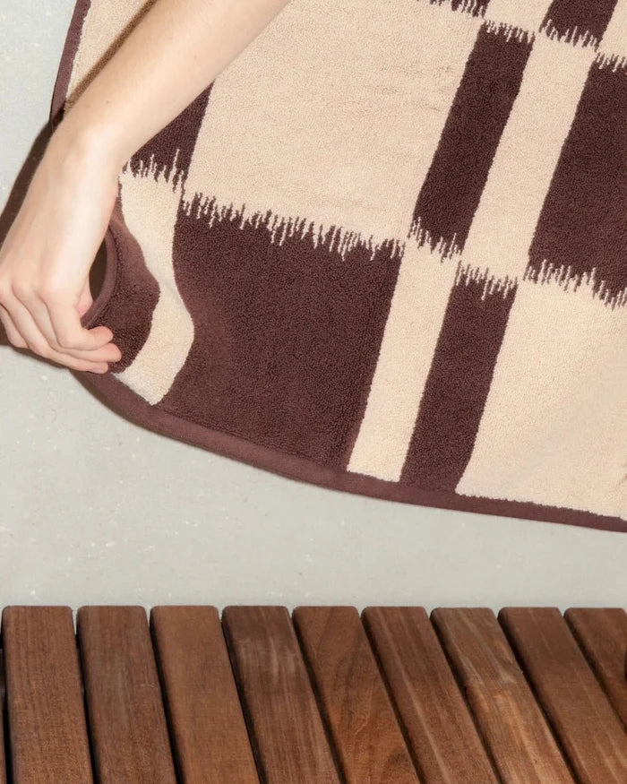 Karin Bath Towel - Lone Fox