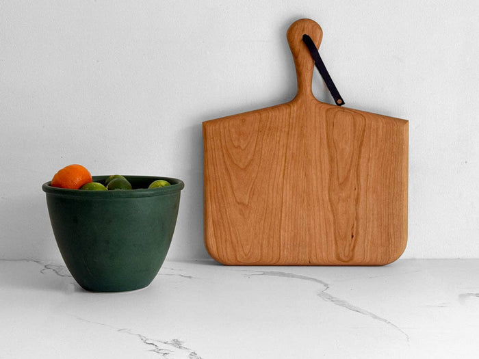 Norr Cutting Board: Walnut - Lone Fox