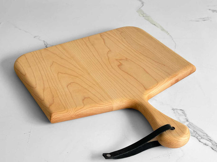 Norr Cutting Board: Walnut - Lone Fox