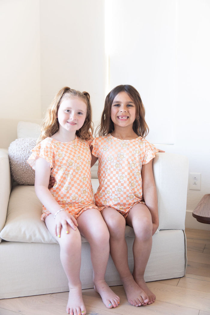 ORANGE SMILEY CHECKER | RUFFLE SHORT SET