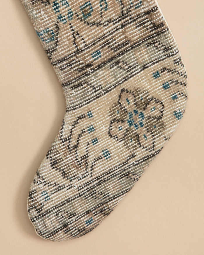 Vintage Turkish Kilim Stocking 22 - Lone Fox